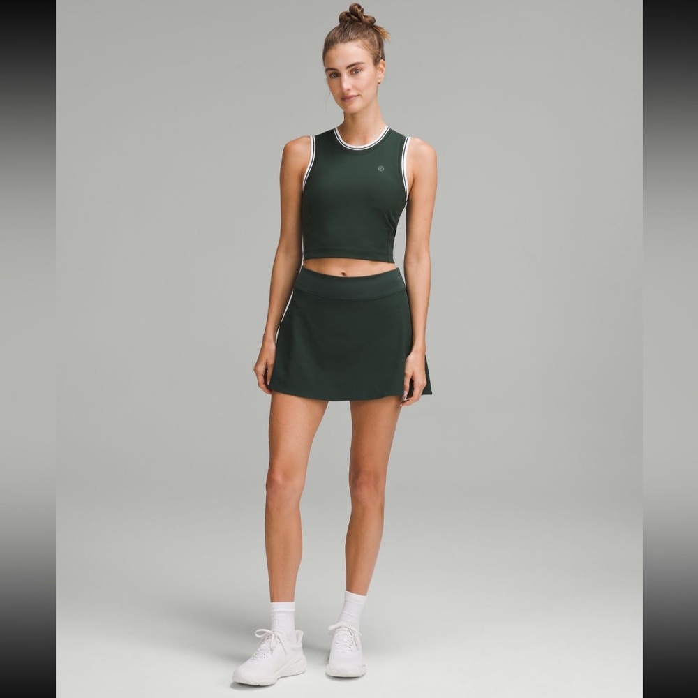 LULULEMON Varsity Scoop-Neck Cropped Tennis Tank Top Medium Support, B/C NWT - Picture 5 of 14